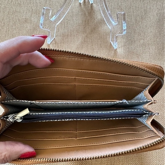 Kate & Alex Yellow Gold Zip Around Wallet Faux Leather - Picture 3 of 6